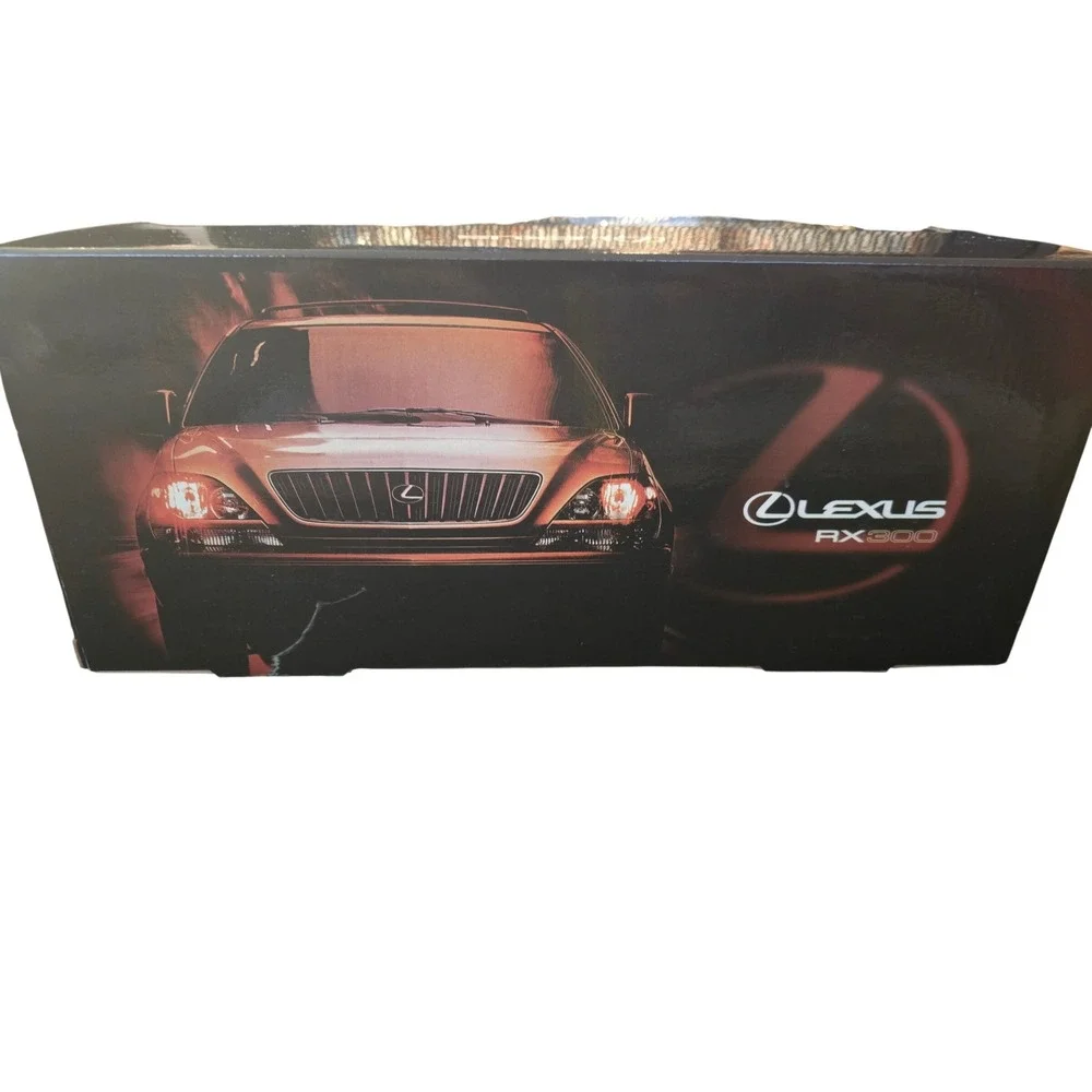Lexus RX300 10th Anniversary 1989-1999 Diecast Model Car‎ Black 1:18 SUV Boxed